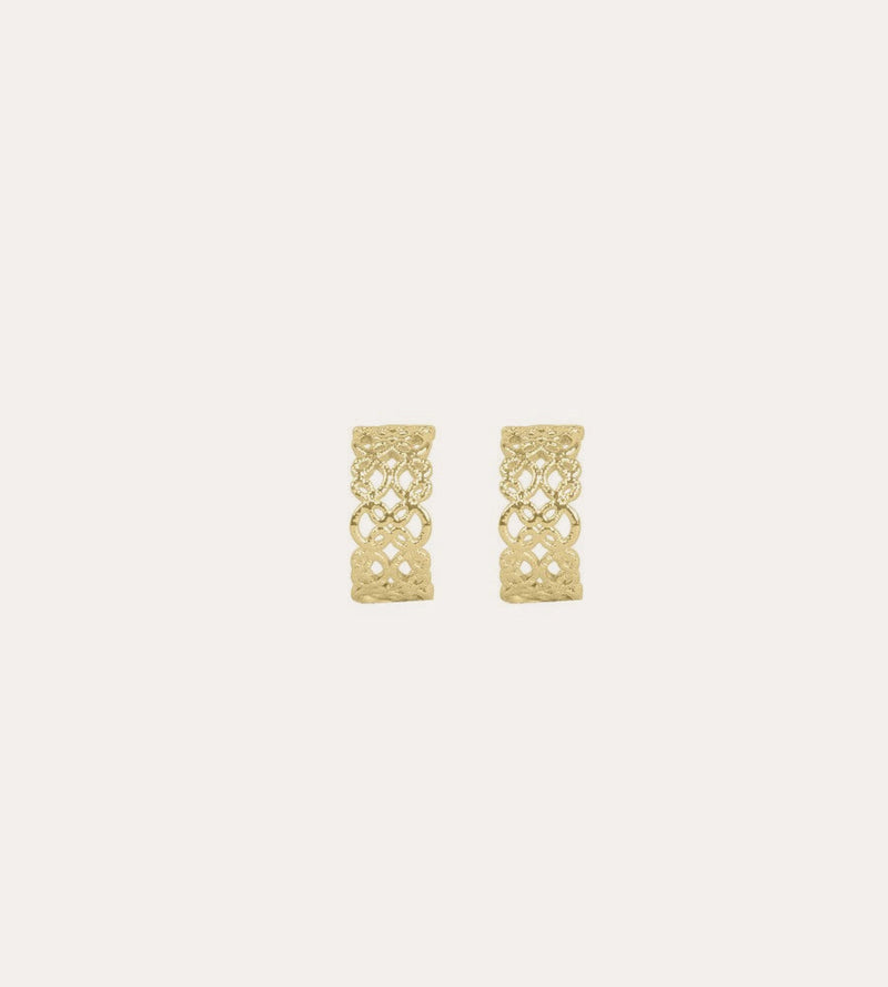 Lacy oval earring