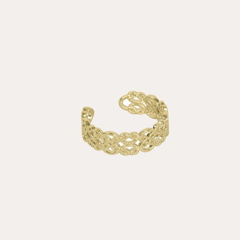 Lacy ring