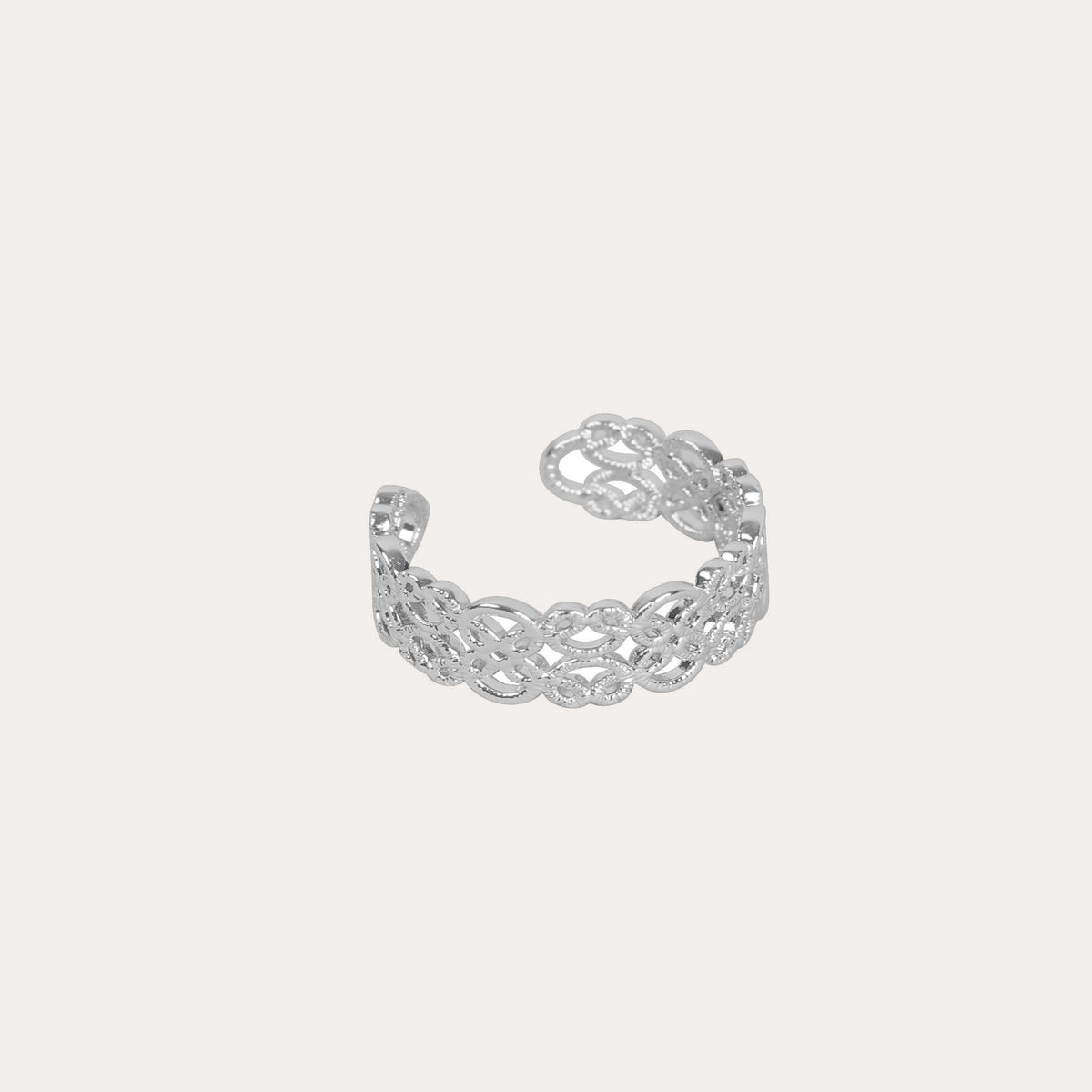 Lacy ring