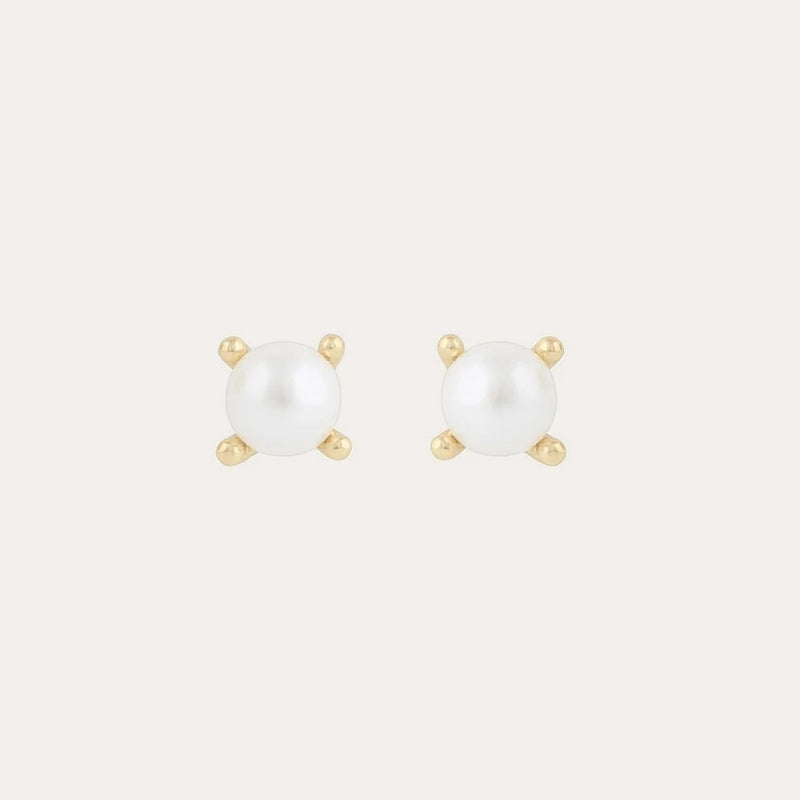Night pearl earring