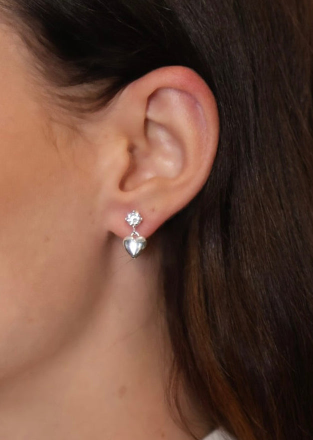 Sky heart crystal ear Silver/klar närbild