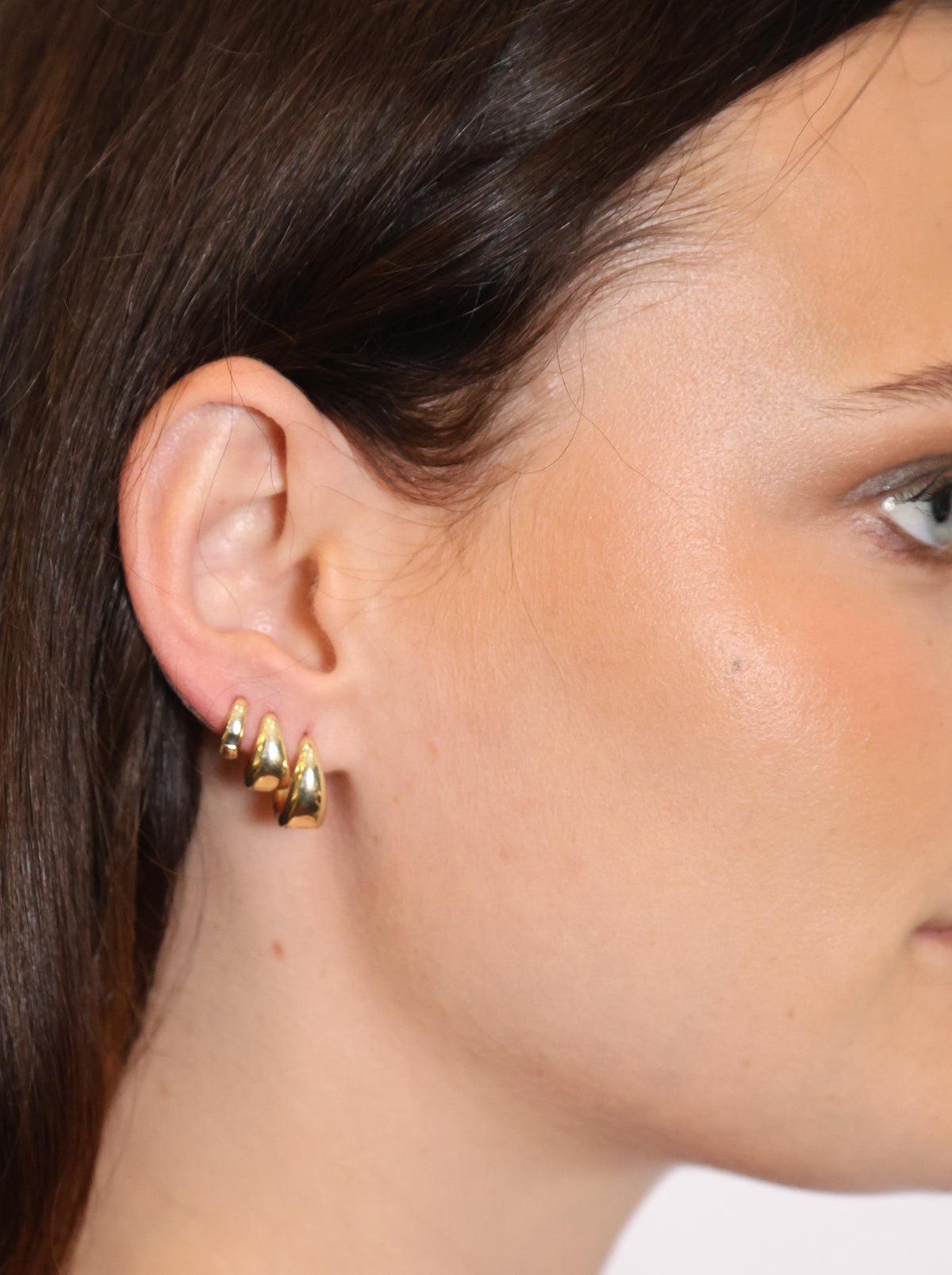 Honey drop ring ear 12mm Guld närbild
